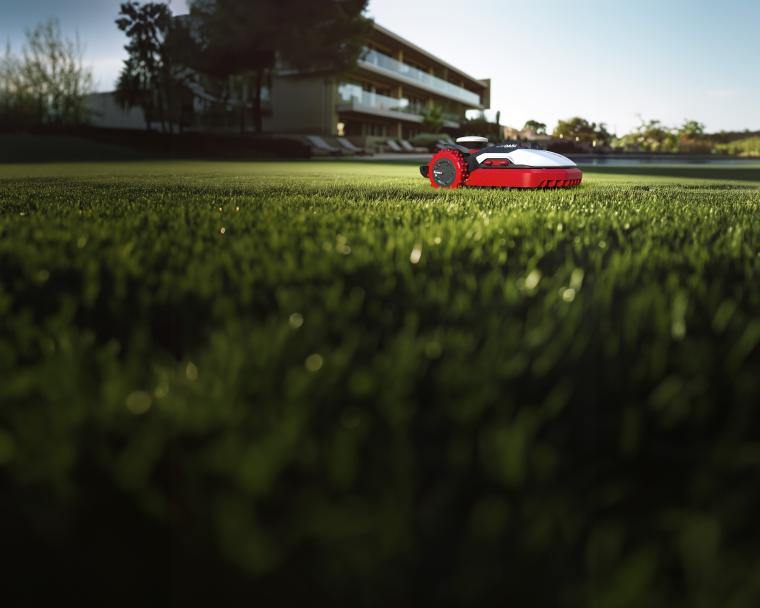 Product Showcase: The Sustainable Solution: Kress RTKn Robotic Mowers